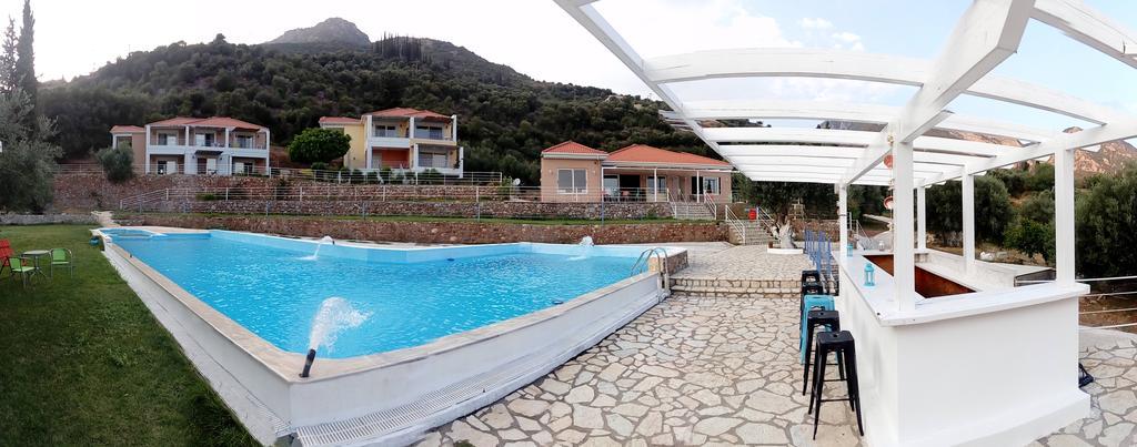 Hotel Theasis Paralia Sergoulas Zewnętrze zdjęcie